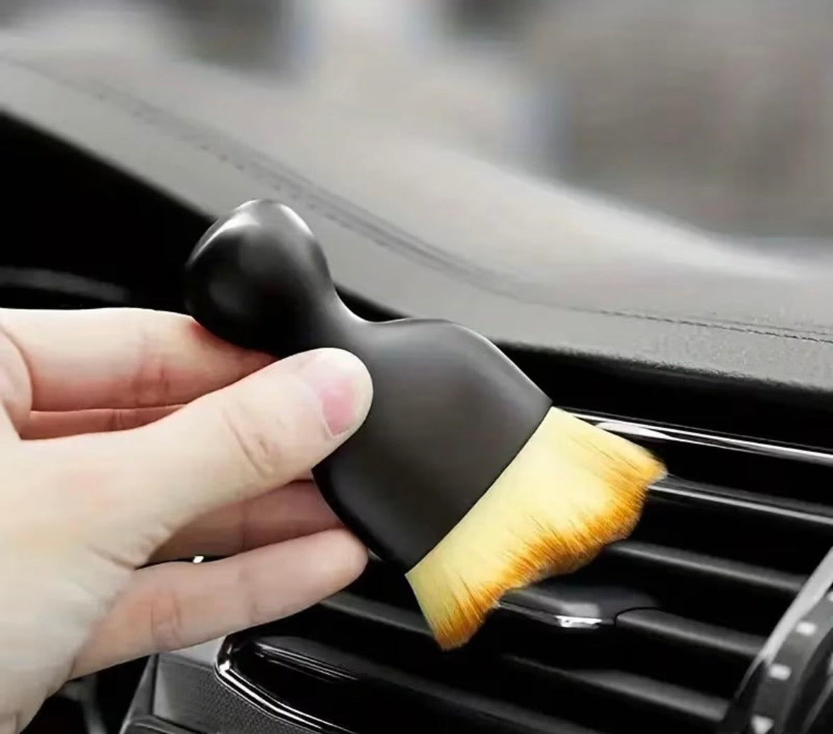 Luxury Multifunctional Interior Dust Remover